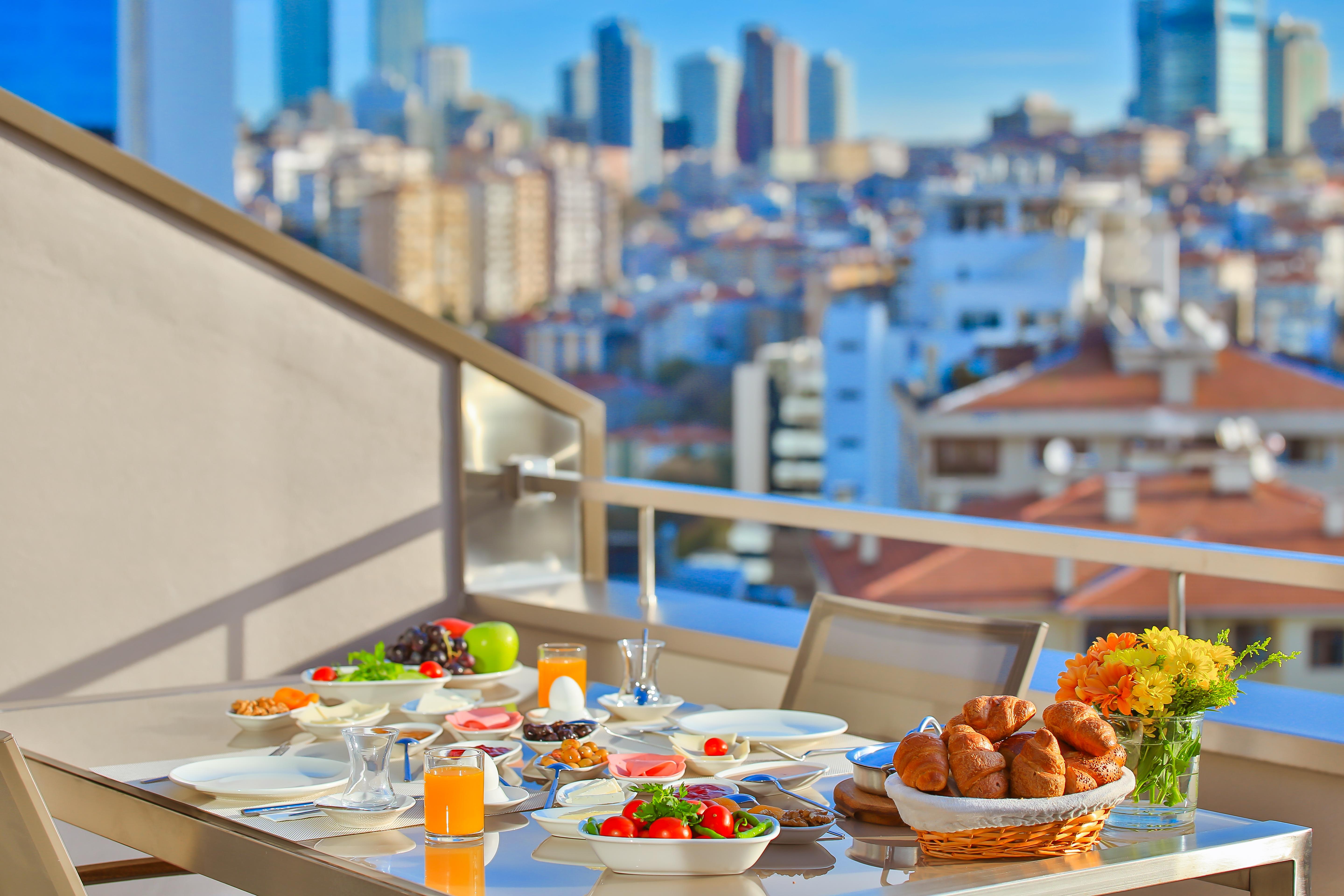 Tzl Suites Hotel Nisantasi İstanbul Dış mekan fotoğraf Israeli breakfast
