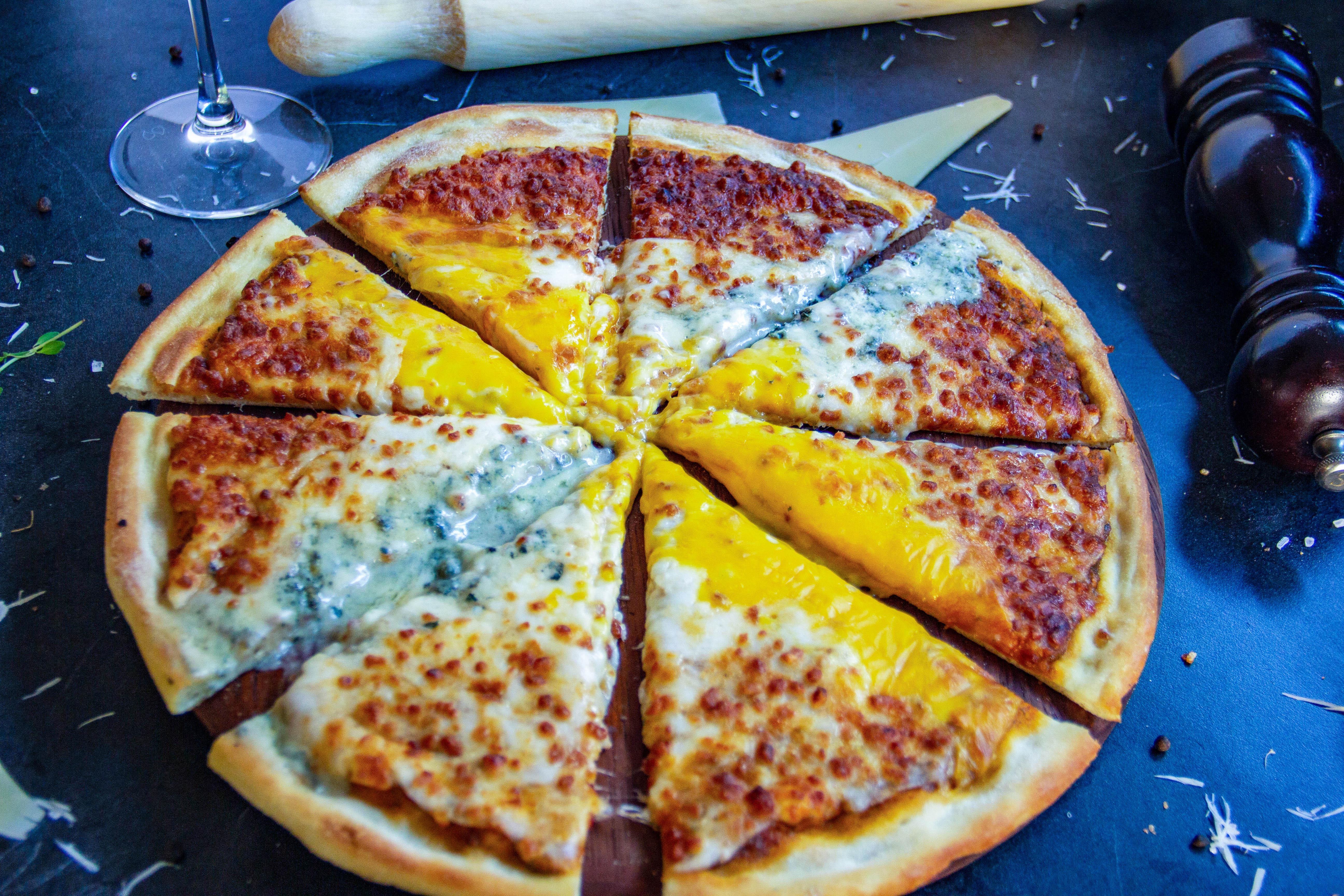 Tzl Suites Hotel Nisantasi İstanbul Dış mekan fotoğraf Pizza with Gorgonzola cheese